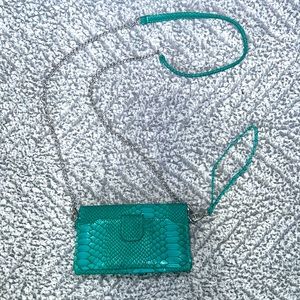 Green snake pattern purse
